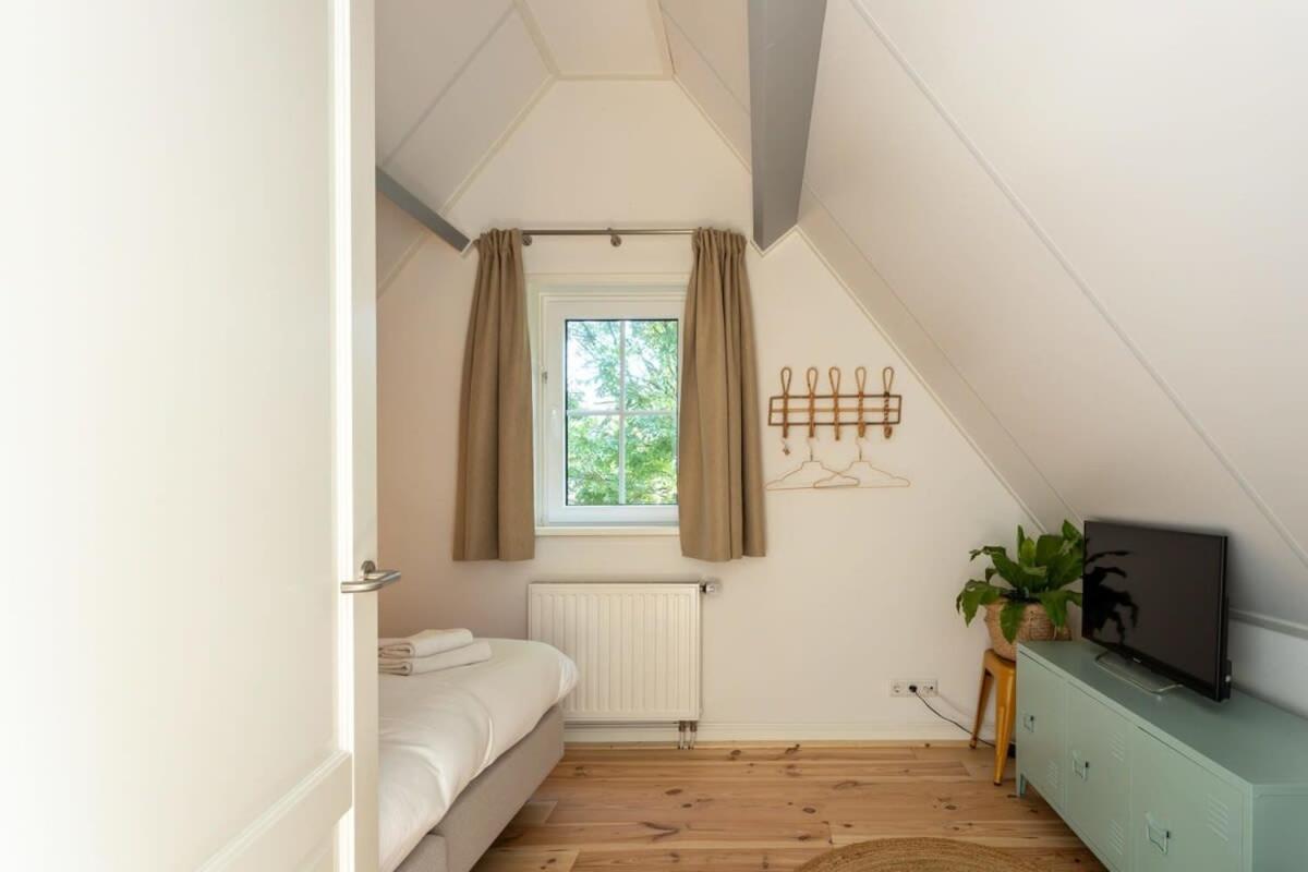 Het Kleine Huis At Buitenplaats Zeeuwse Liefde เวชต์คาเปลเล ภายนอก รูปภาพ